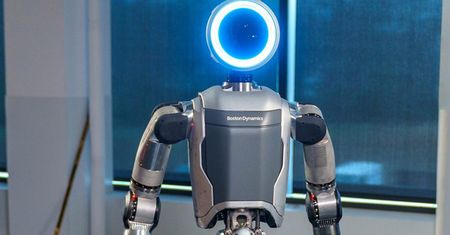 Robot Atlas od Hyundai umie grać w piłkę nożną. Mundial za rogiem