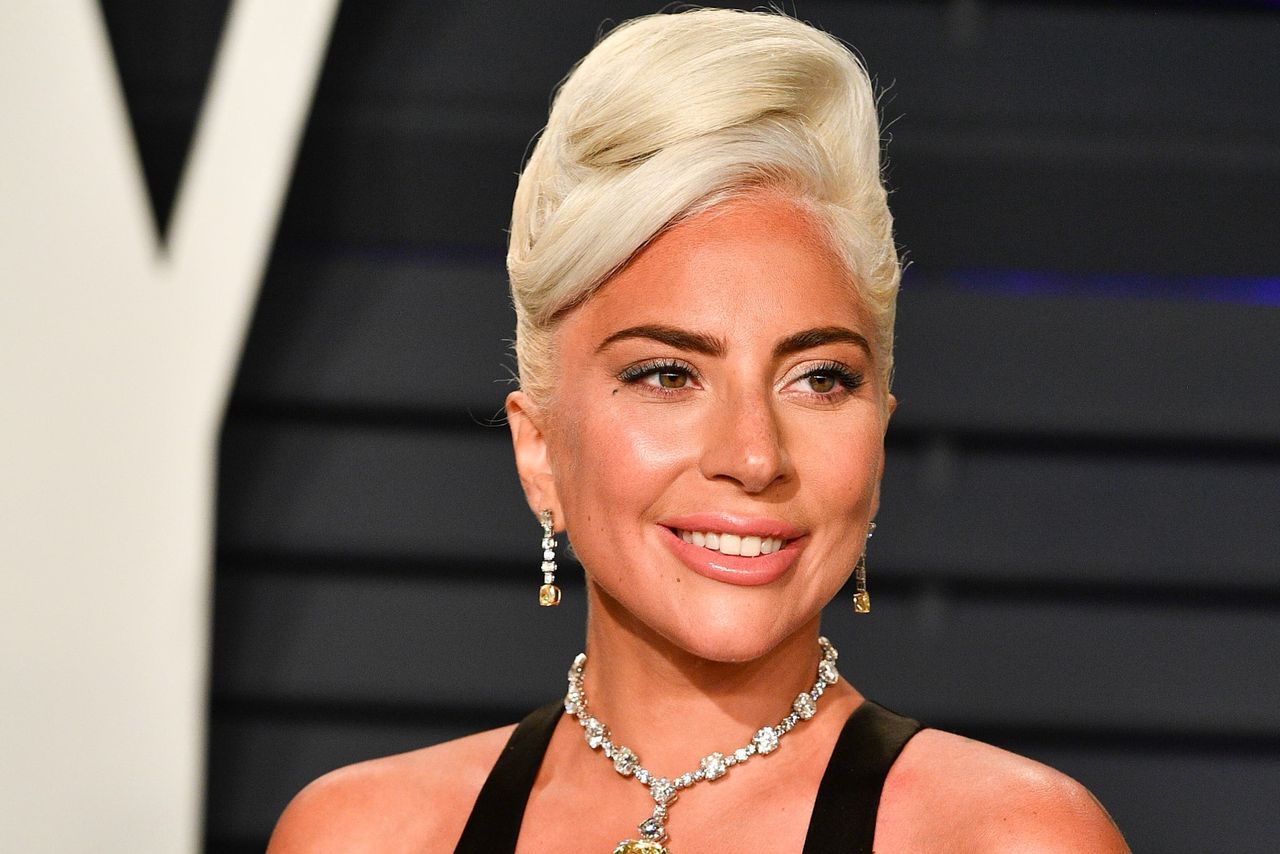 Lady Gaga w sukience Magdy Butrym. Wygląda jak milion dolarów