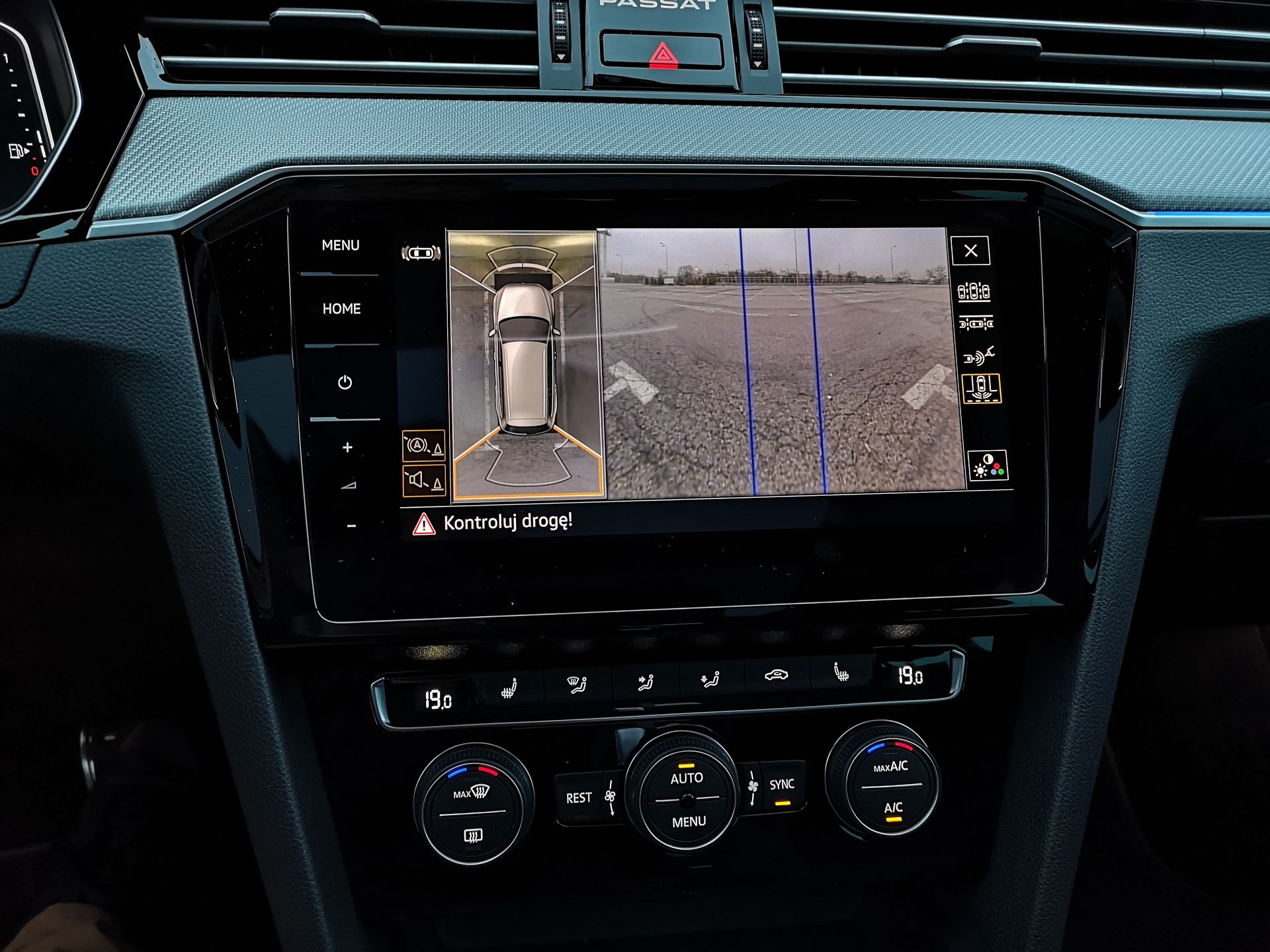 Volkswagen Passat Variant: Kamery 3D i 360 stopni oraz system audio Dynaudio 20