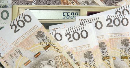 Nauczyciel zarabiał 14 tys. złotych? Skandal na Pradze-Północ