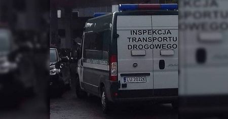 Kierowca Taxify potrącił funkcjonariusza ITD w trakcie kontroli. Uciekł z miejsca