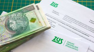 Emeryci wygrywają w sądach. ZUS płaci wyrównania nawet za 3 lata wstecz