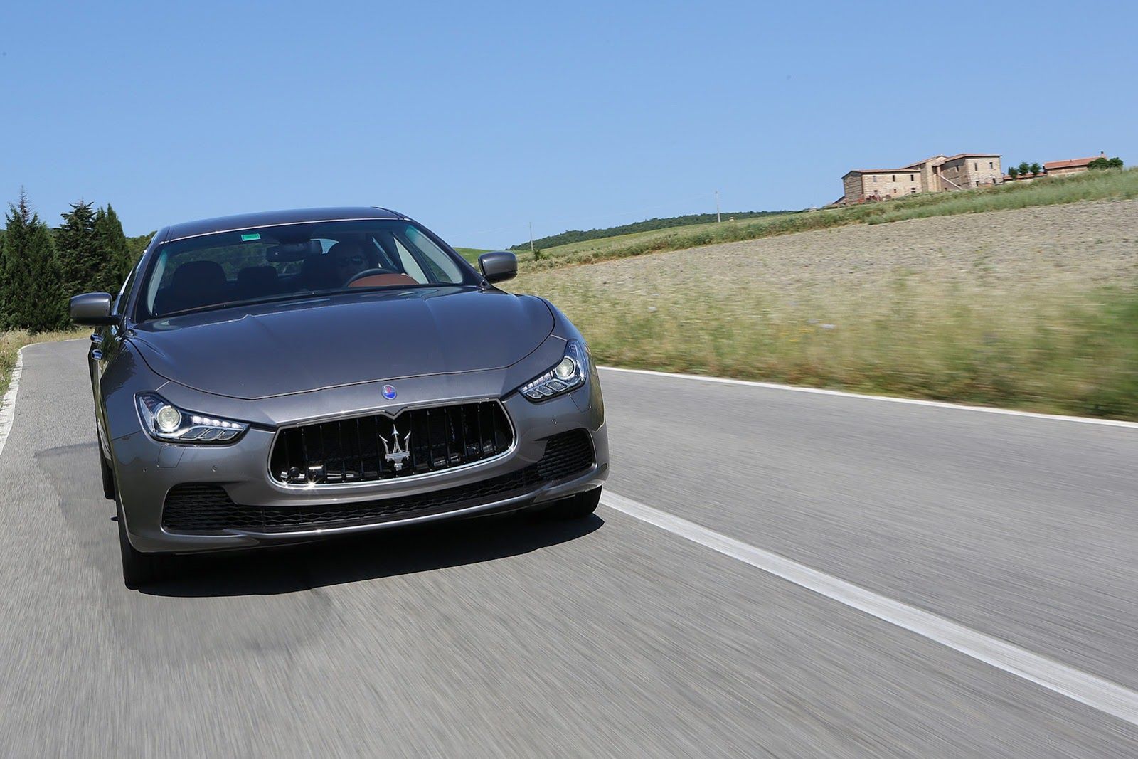 2014 Maserati Ghibli - Włosi wiedzą, co to piękno [galeria] 25