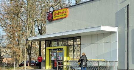 W poniedziałek w Biedronce się zacznie. "Limit dzienny – 6 opakowań"
