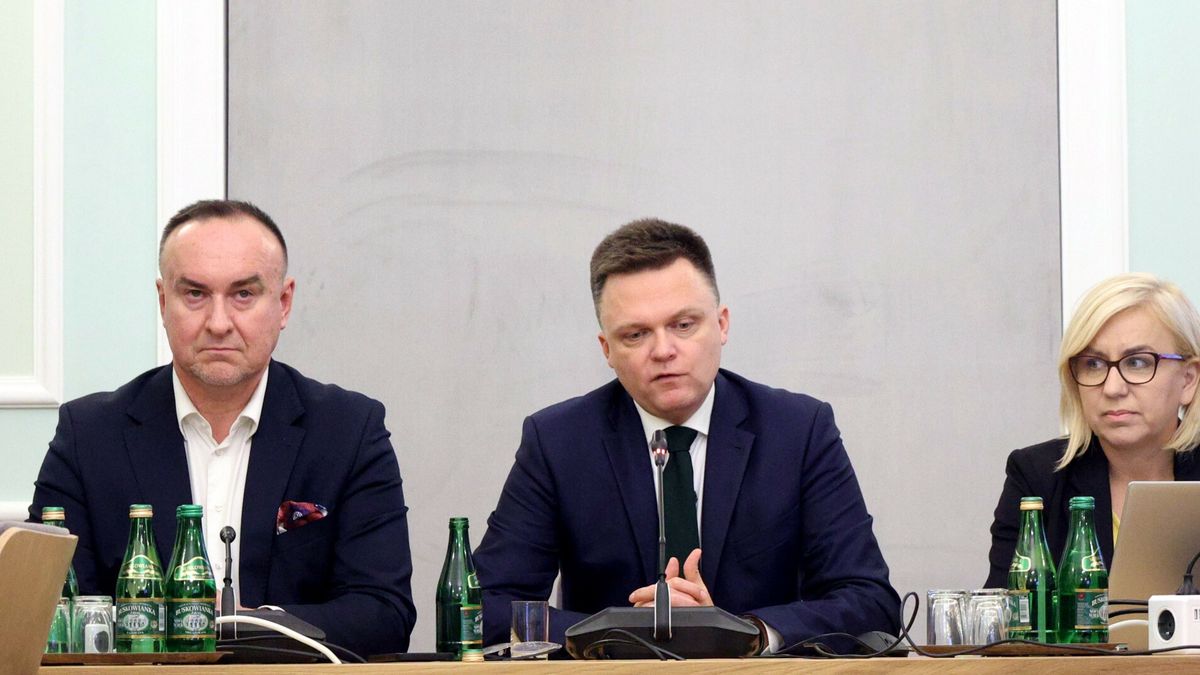 Michał Kobosko (pierwszy z lewej) uważa, że fuzja Lotosu z Orlenem to jest "gigantyczna afera i skandal"