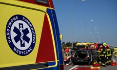 Tragedia w Ozorkowie. Nie żyje motocyklista, ranna kobieta w ciąży