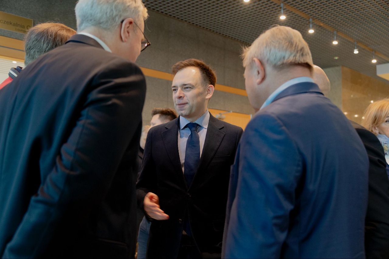 Niekorzystna relacja 1 do 10. Polska chce dużo więcej. Oto cel misji w Rijadzie