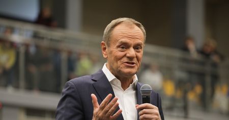 "To mi rozrywa serce". Donald Tusk o pieniądzach-widmo z KPO