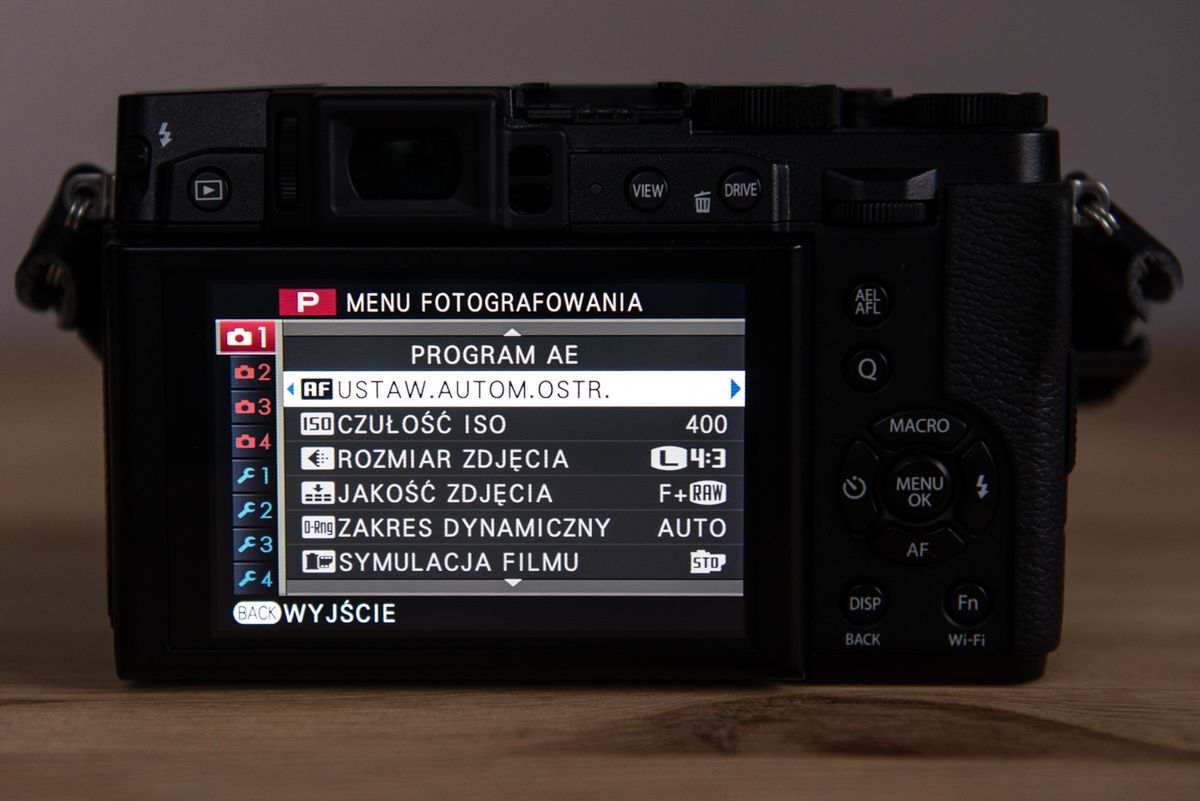Fujifilm X30 - retro i premium jeszcze lepiej połączone [test] 9