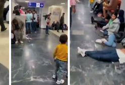 "Migranci kupują namioty w Mińsku". Dziennikarz pokazuje nagrania