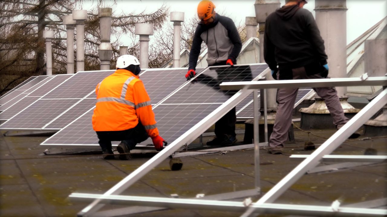 Zielona energia w Wirtualnej Polsce. Serwerownię zasila farma fotowoltaiczna