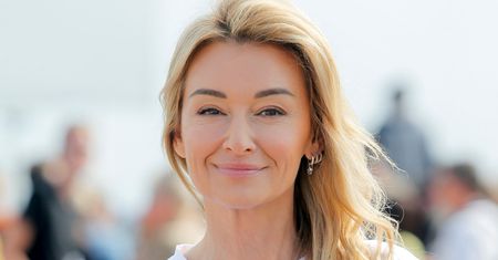 Jakie jeansy będziemy nosić jesienią? Gwiazdy pokazały topowe modele