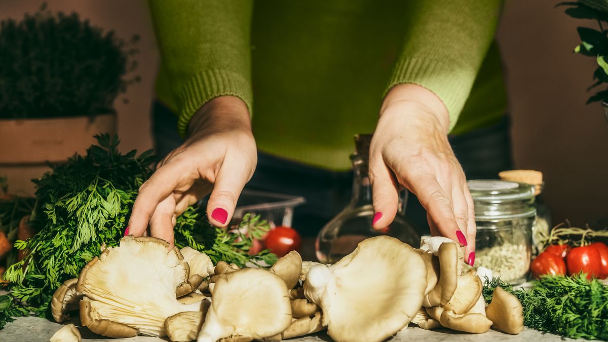 Wielu fanów grzybów zakłada domową hodowlę, ponieważ jest o wiele tańsza od produktów dostępnych w sklepach. 