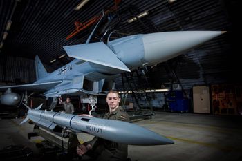 Wyciągają wnioski z walki. Chcą zamówić dużo superpocisków z Europy