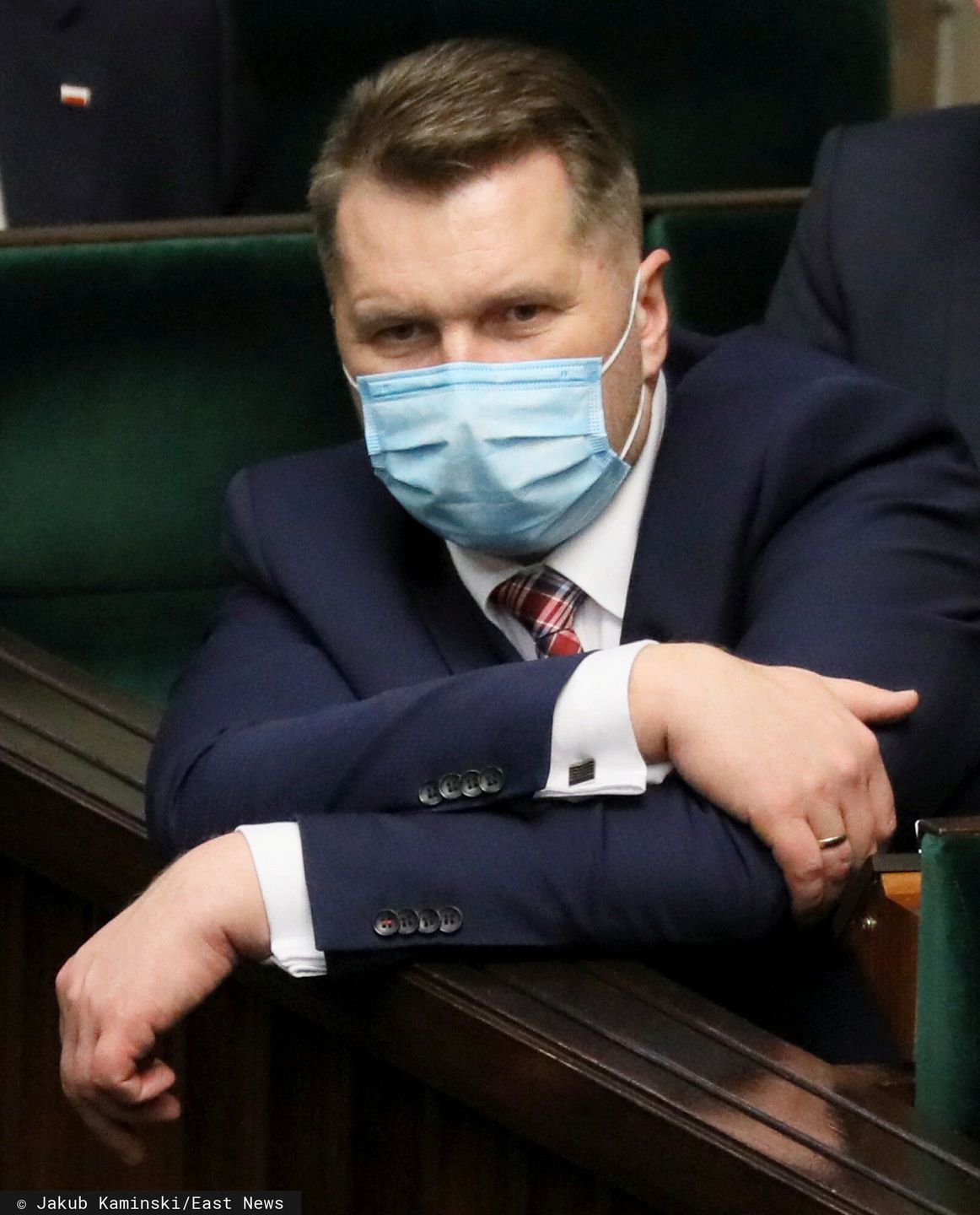 Przemysław Czarnek chce zwalczać otyłość u dziewczynek, bo "tu jest większy problem"