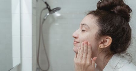 Jak wykorzystać naturalne kosmetyki do pielęgnacji skóry i włosów?