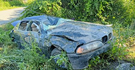 Kierowca był pijany. Z BMW została miazga