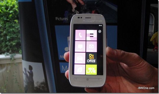 Nokia Lumia 710 (fot. bwone.com)