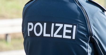 Uczniowie zabarykadowali się w salach. Alarm w niemieckim liceum