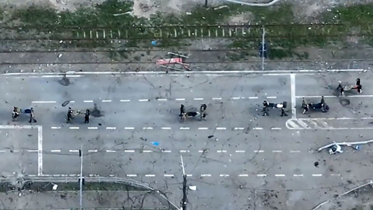 Ukraińscy żołnierze opuścili zakłady metalurgiczne Azowstal