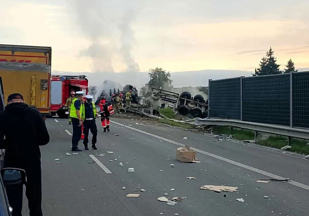 Lisi Ogon: Wypadek na S5. Jedna osoba poszkodowana, droga zablokowana