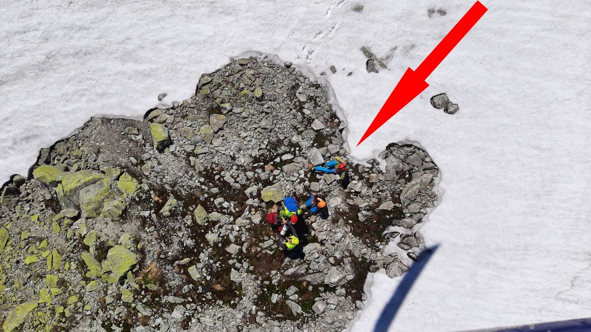 Polskie turystki zostały odnalezione pod szczytem 