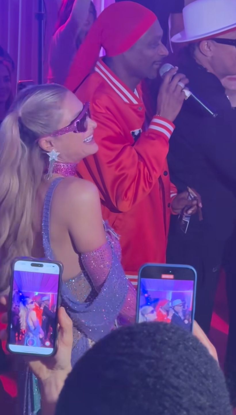 Huczne urodziny Paris Hilton