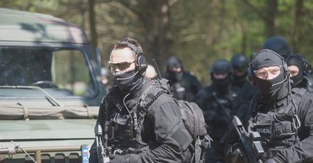 Wojsko i służby w blokach startowych. Czekają na szczepienia