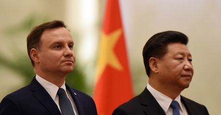 Szczepionka na COVID. Chiny "gotowe" dostarczyć Polsce specyfik