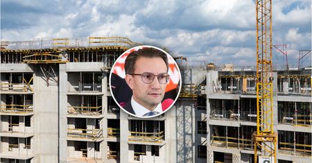 Awantura w rządzie o pieniądze na mieszkania. Wyprowadzone tyłem? "Mylą się"