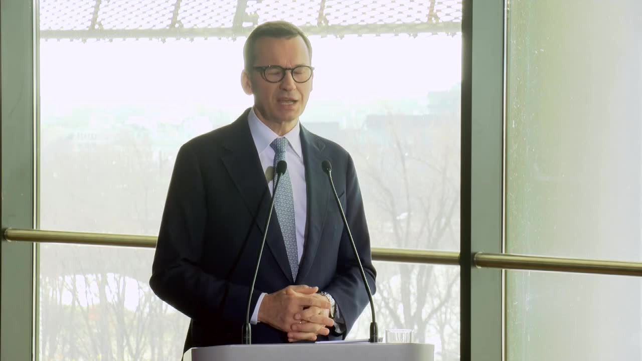 Mateusz Morawiecki zrzeka się immunitetu