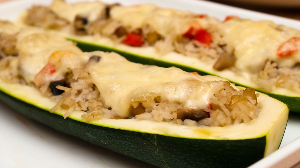 Cukinia faszerowana po turecku