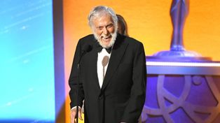Dick Van Dyke ma 100 lat i nie zwalnia tempa. Mówi, co robi trzy razy w tygodniu