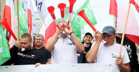 "Marsz gwiaździsty" na Warszawę. Górnicy i myśliwi dołączają do rolników
