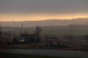 Pogoda nie będzie nas rozpieszczać. Będzie zimno i pochmurno