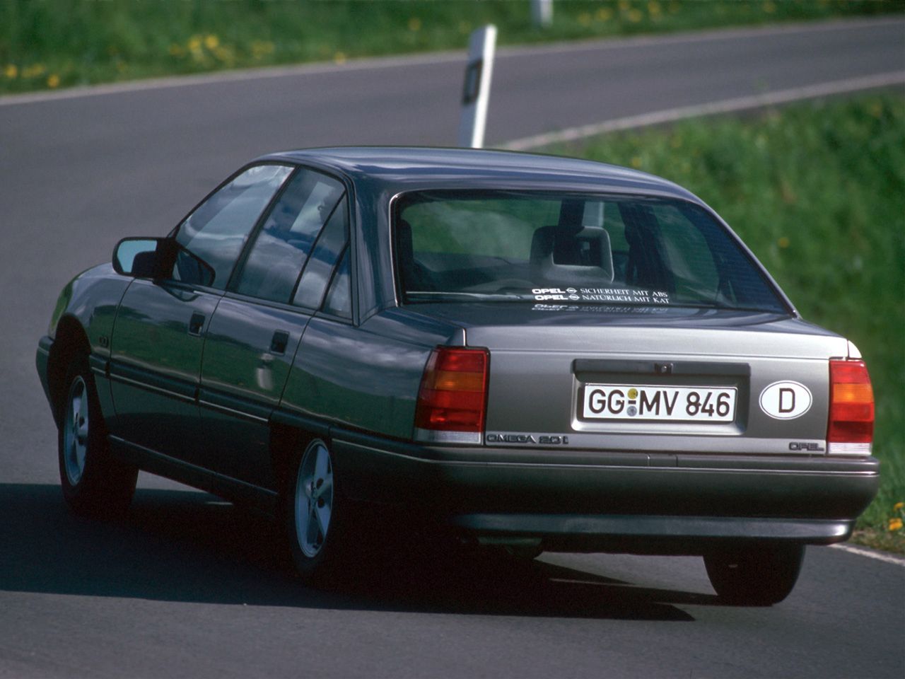 Opel Omega 14