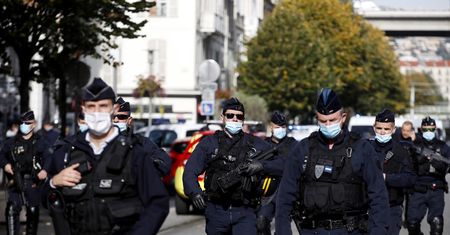 Masakra w Nicei. Premier Francji ogłosił stan zagrożenia terrorystycznego