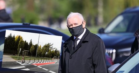 Prace przed domem Kaczyńskiego. Postawiono słupki, mieszkańcy oburzeni