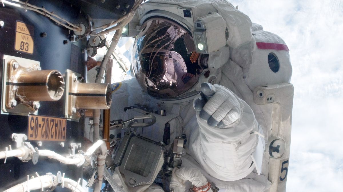 Nowe kombinezony mają zostać po raz pierwszy użyte w 2026 roku 