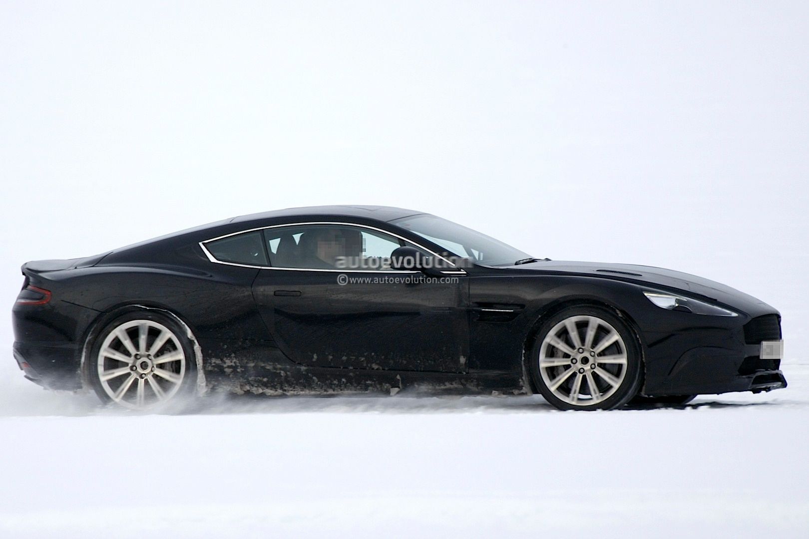 Aston Martin VH500