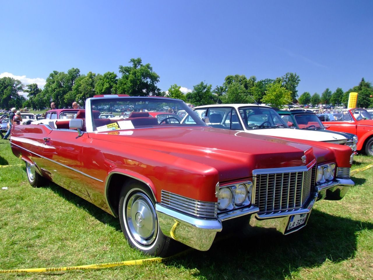 Cadillac DeVille (fot. carautoportal.com)