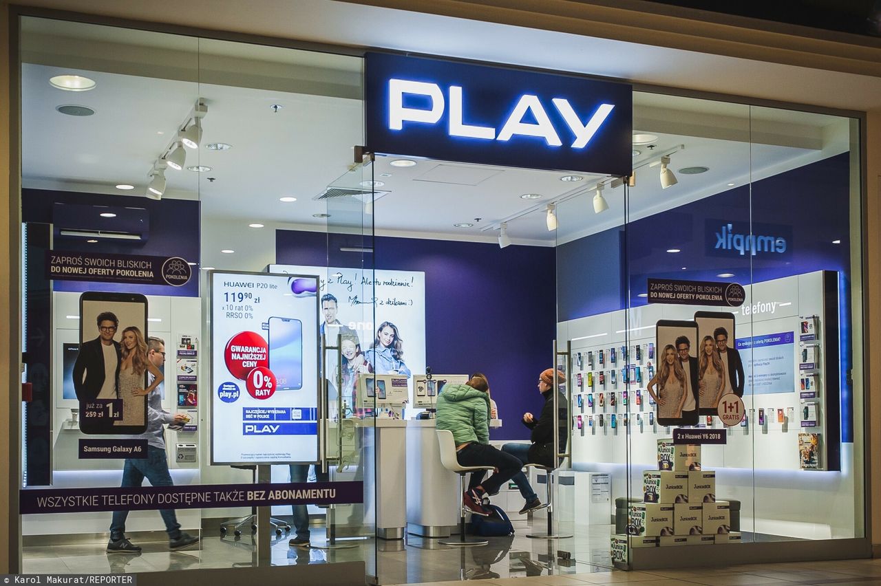 Opłata za nic? UOKiK wszczyna postępowanie wobec Play