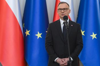 Kijów reaguje. "Duda nie mówił o zamknięciu lotniska w Rzeszowie dla dostaw uzbrojenia"