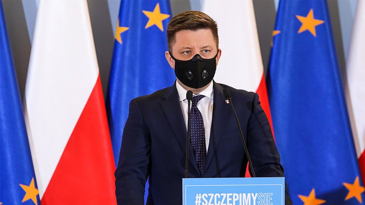 Szef KPRM Michał Dworczyk zaapelował do seniorów, aby nie szli do przychodni