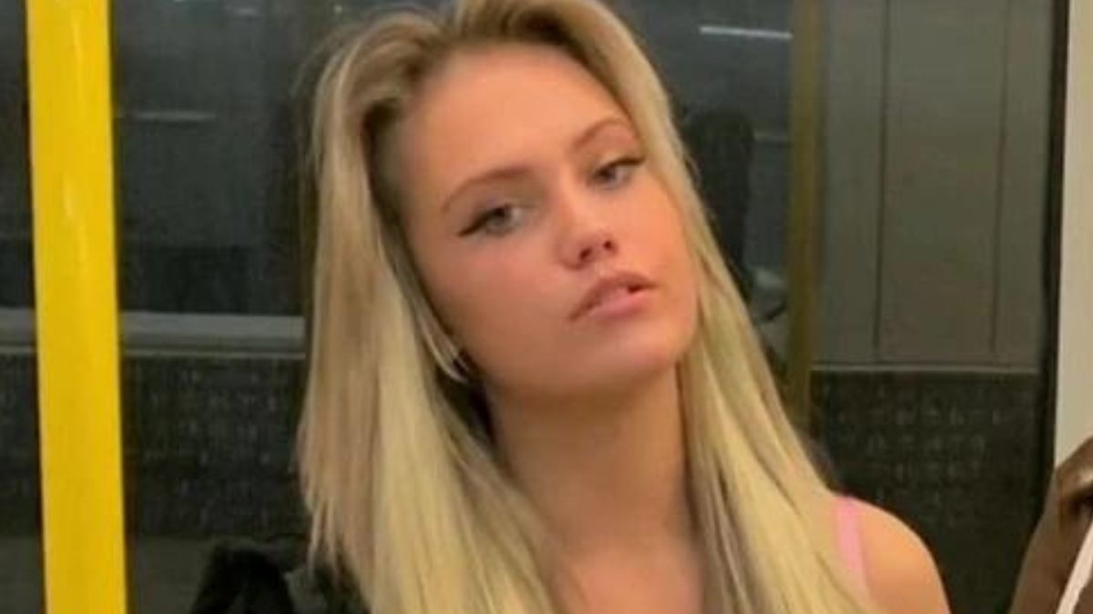 Ma duże piersi. Tak reagują na nią starsi mężczyźni