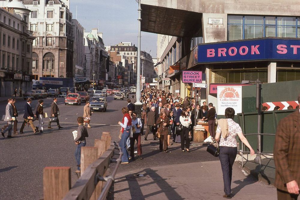 Londyn w obiektywie amerykańskiego turysty z 1972 roku zachwyca swoim klimatem 35