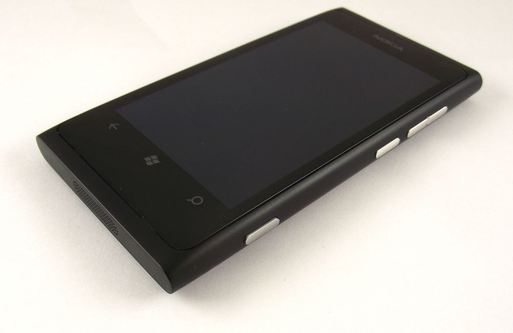 Nokia Lumia 800 - "prawdziwy" Windows Phone [test]