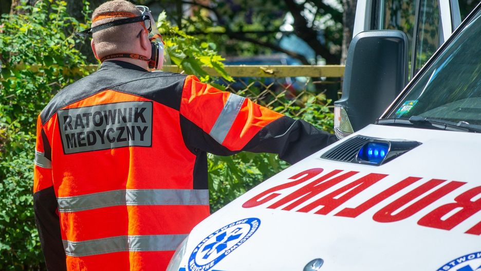 Mimo reanimacji nie udało się uratować 59-latka, który spadł z dużej wysokości na budowie w Czechowicach Dziedzicach.