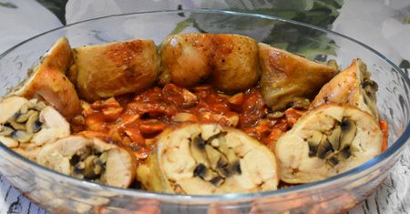 Pieczone udka z pieczarkami