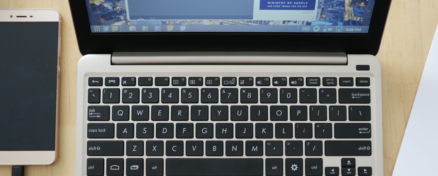 Superbook kosztuje 400 zł i zamieni każdego smartfona w laptopa 2